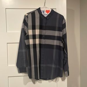 Ladies Burberry blouse